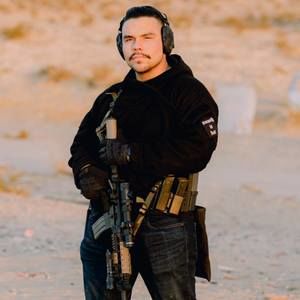 Meet your Posher, Christian